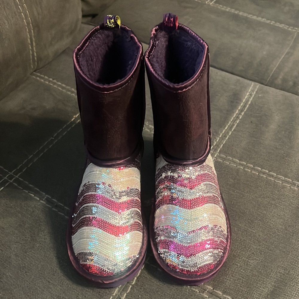 Girls size 13 boot